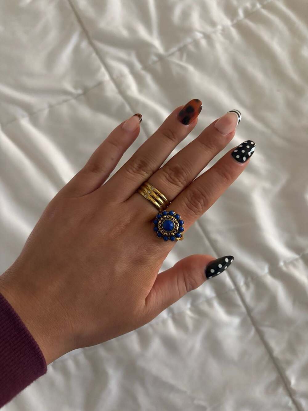 Vintage Gold Tone Cobalt Blue Cabochon Filigree Dome Ring